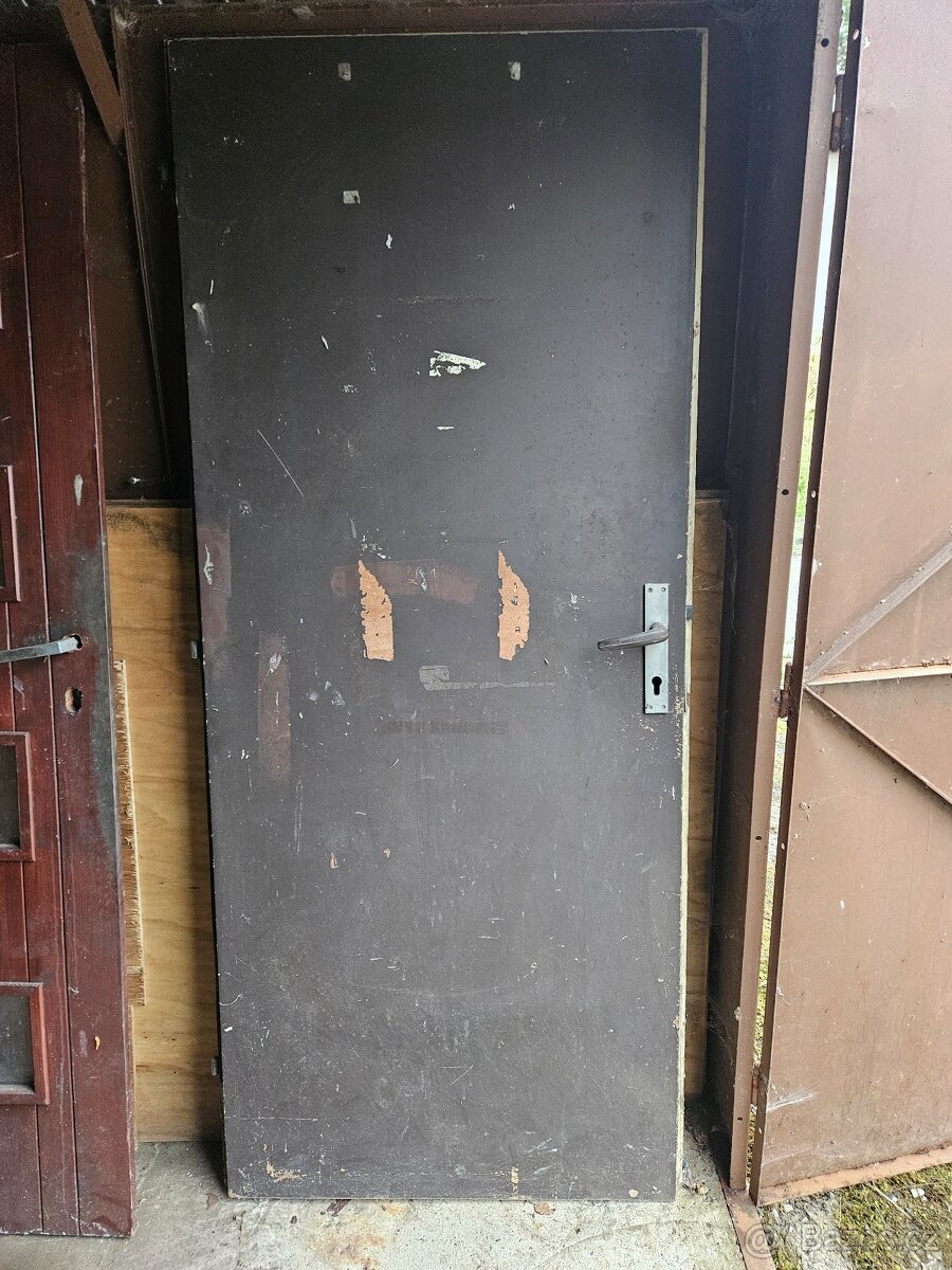 DVEŘE INTERIÉROVÉ PRAVÉ 80 DO DÍLNY atd. - 2