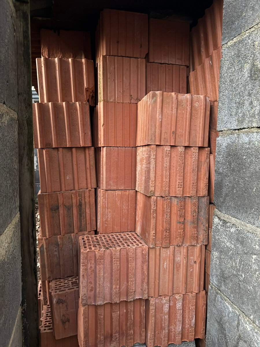 Broušené cihly 30 cm - 2