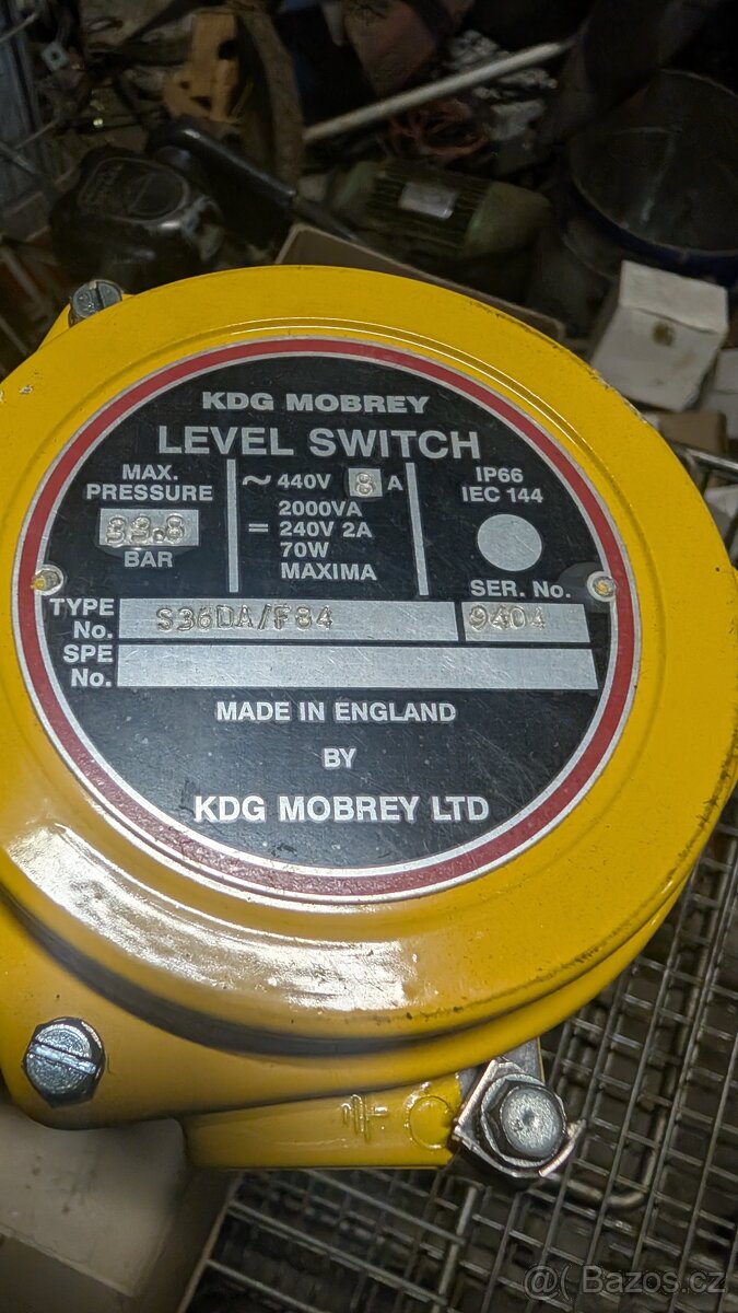 Magnetický horizontální plovákový hladinový spínač - 2