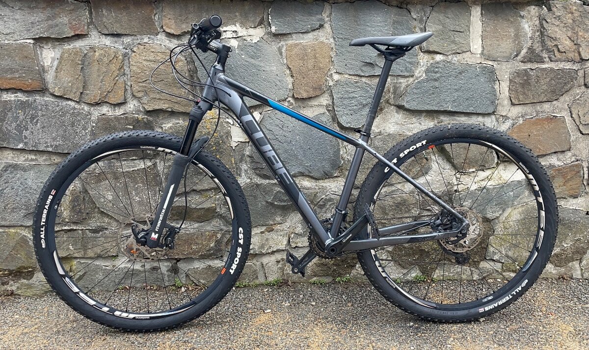 Horské kolo Cube 29 - 2