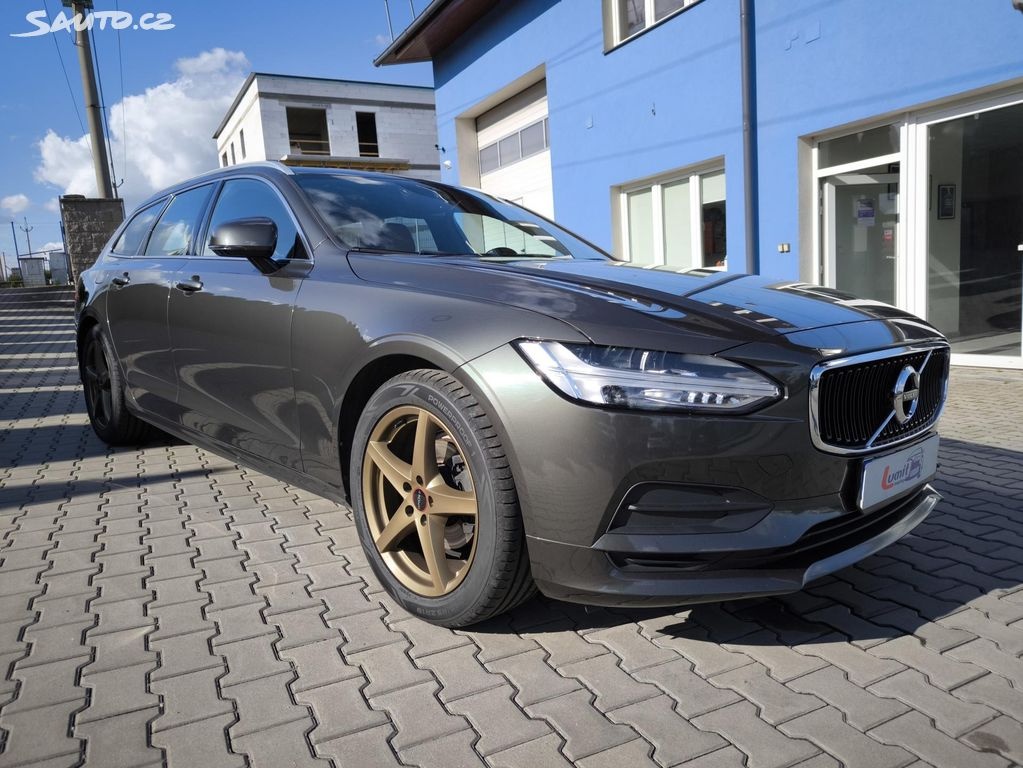 Volvo V90, 2.0 D3 Momentum Pro ODPOČET - 2