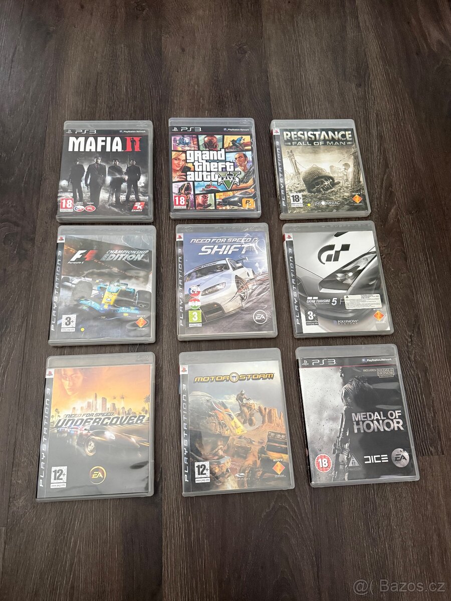 Ps3 slim 160GB + 2 ovladače + 9 her - 2