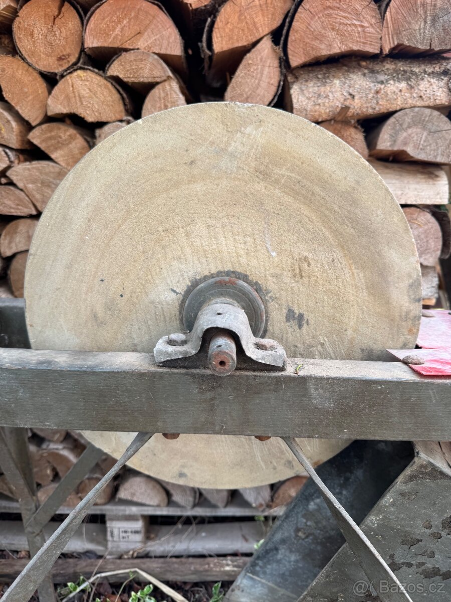 Bruska na nože, nůžky... - 2