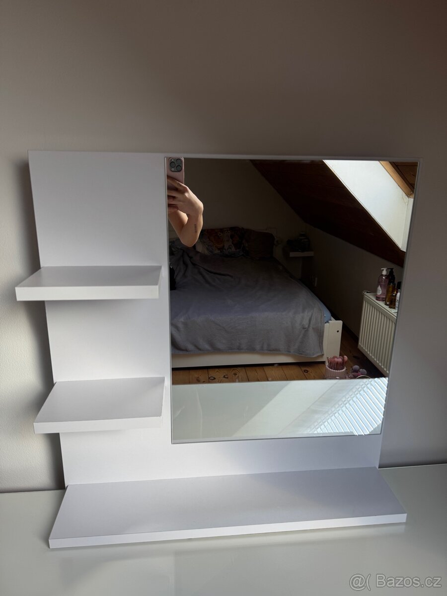 Make-up stoleček - 2