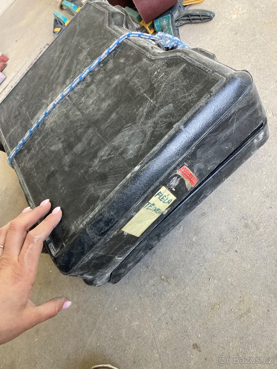 Drážkovací frézka - 2