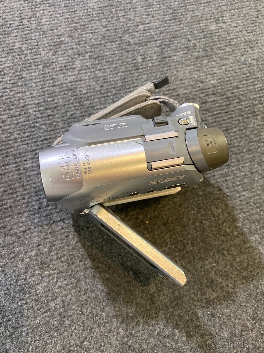 Sony DCR-HC17E PAL - 2