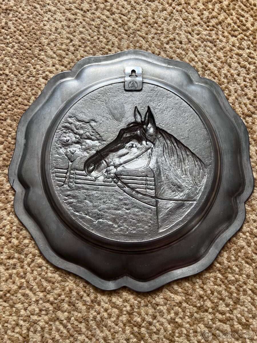 Starožitný cínový talíř 22cm Kůň - 2