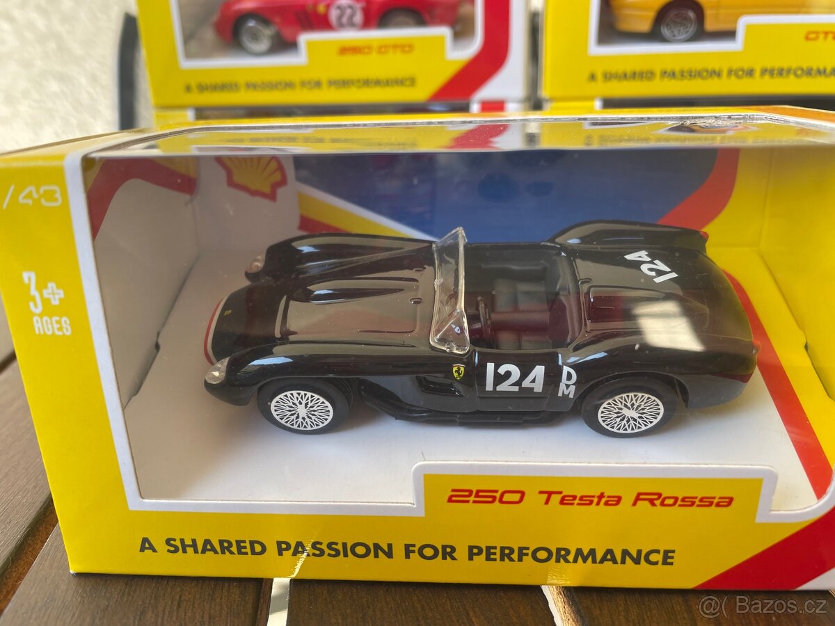 Modely Bburago Ferrari 1:43 - 2