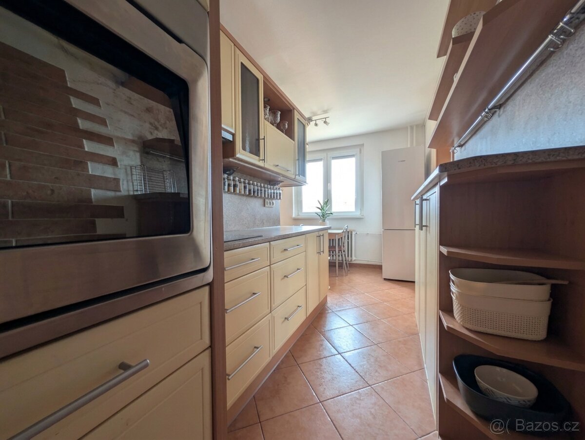 Prodej bytu 3+1, 63 m² - Šternberk, U Střelnice - 2