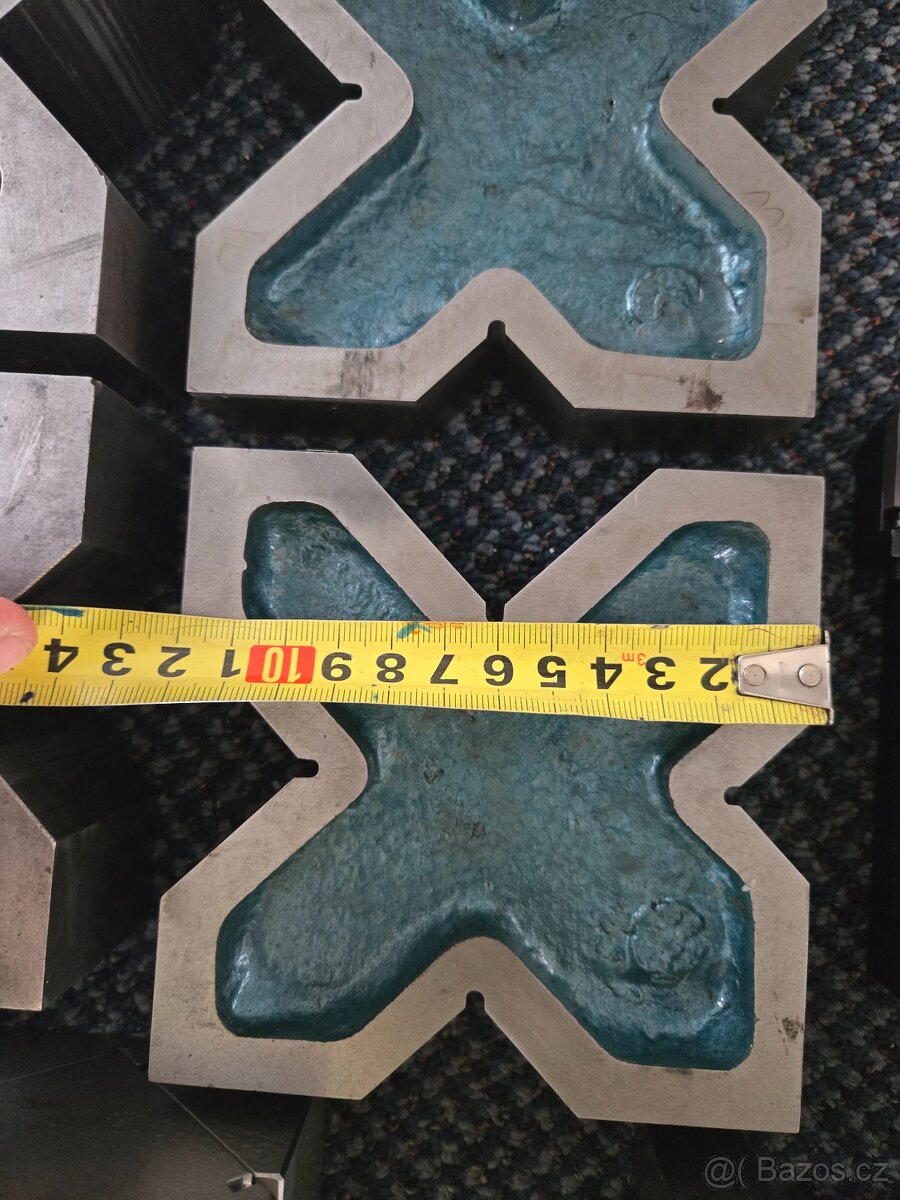 Párovane pryzmaticke kostky - 2
