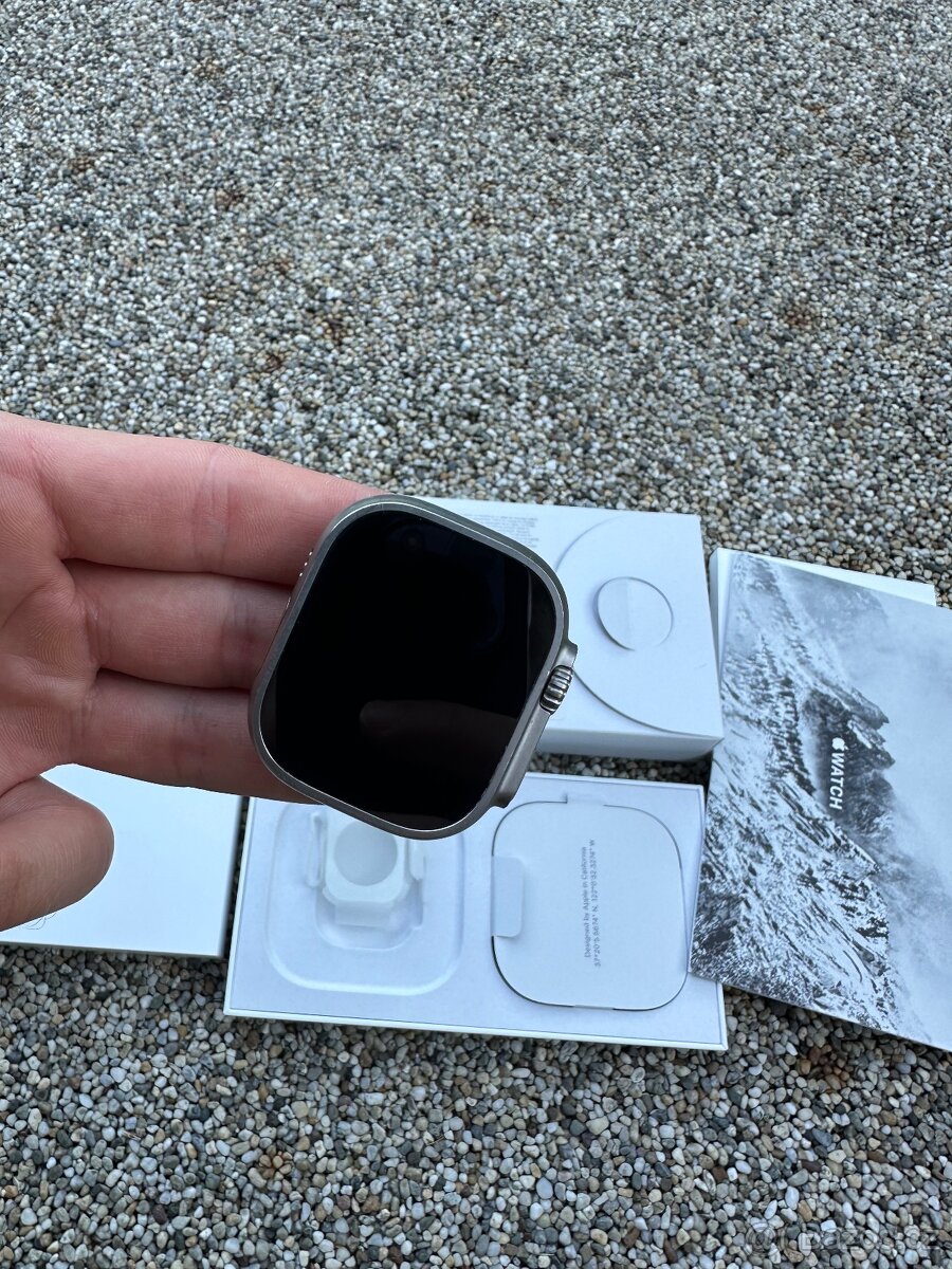 Apple Watch Ultra 2 - 2