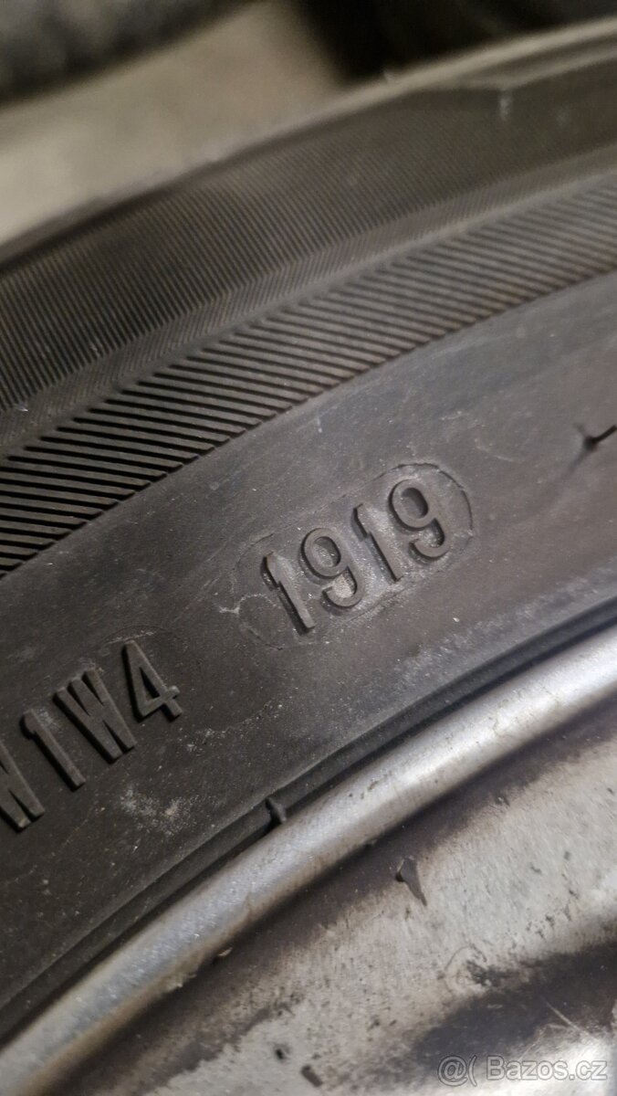Alu kola 5x100 z škody Octavie - 2