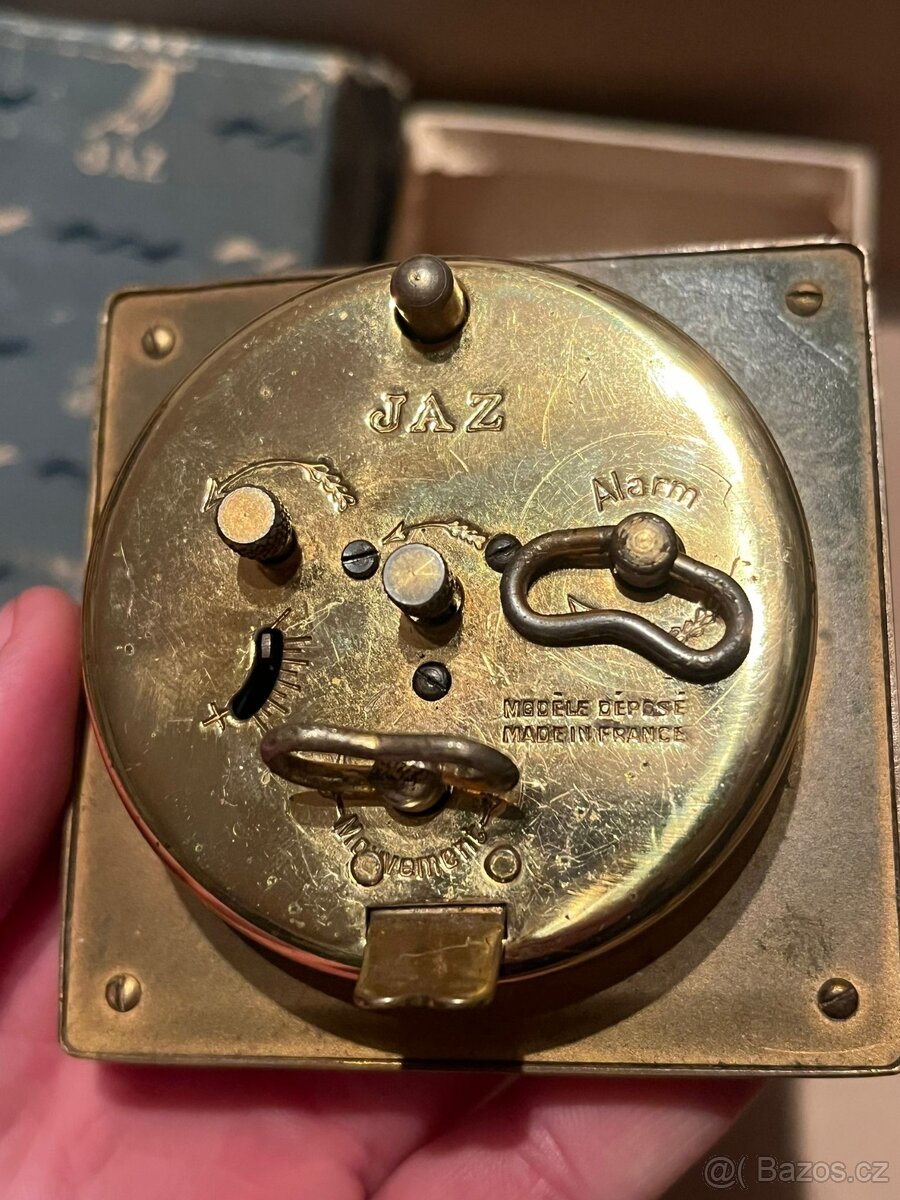 Mechanický budík JAZ - 2