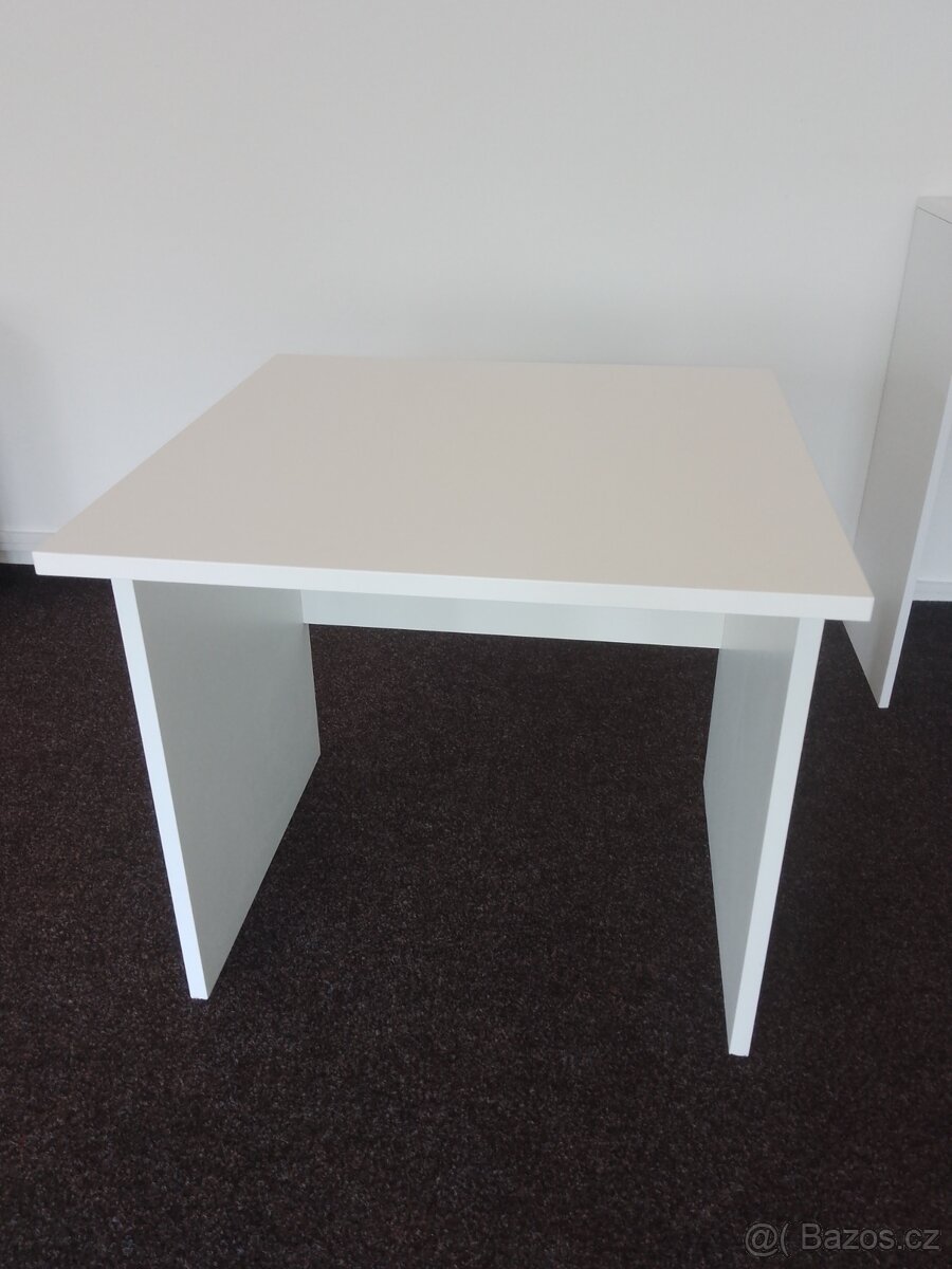 Nové bílé kancelářské stoly... - 2