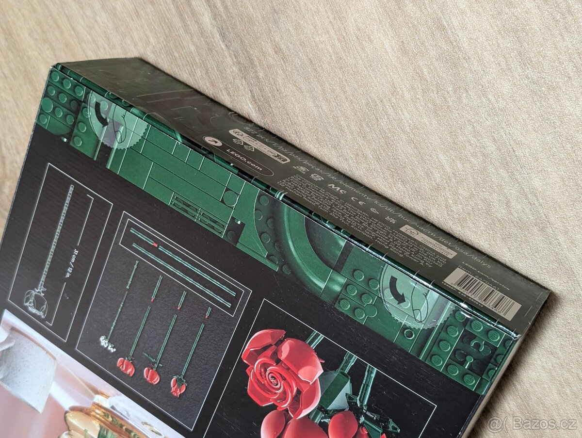 LEGO Icons 10328 Kytice růží - 2