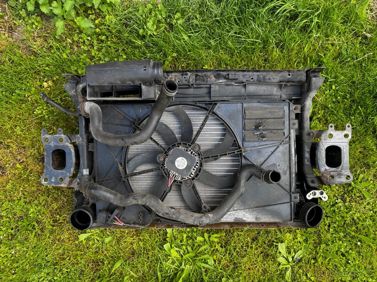 Chladičová stěna 1.9TDI 77KW 4x4 Škoda Octavia 2 - 2