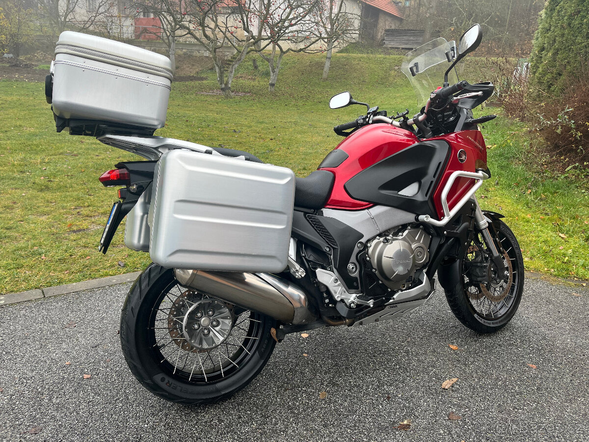 Honda VFR1200X Crosstourer (MOŽNO I PROTIÚČET) - 2