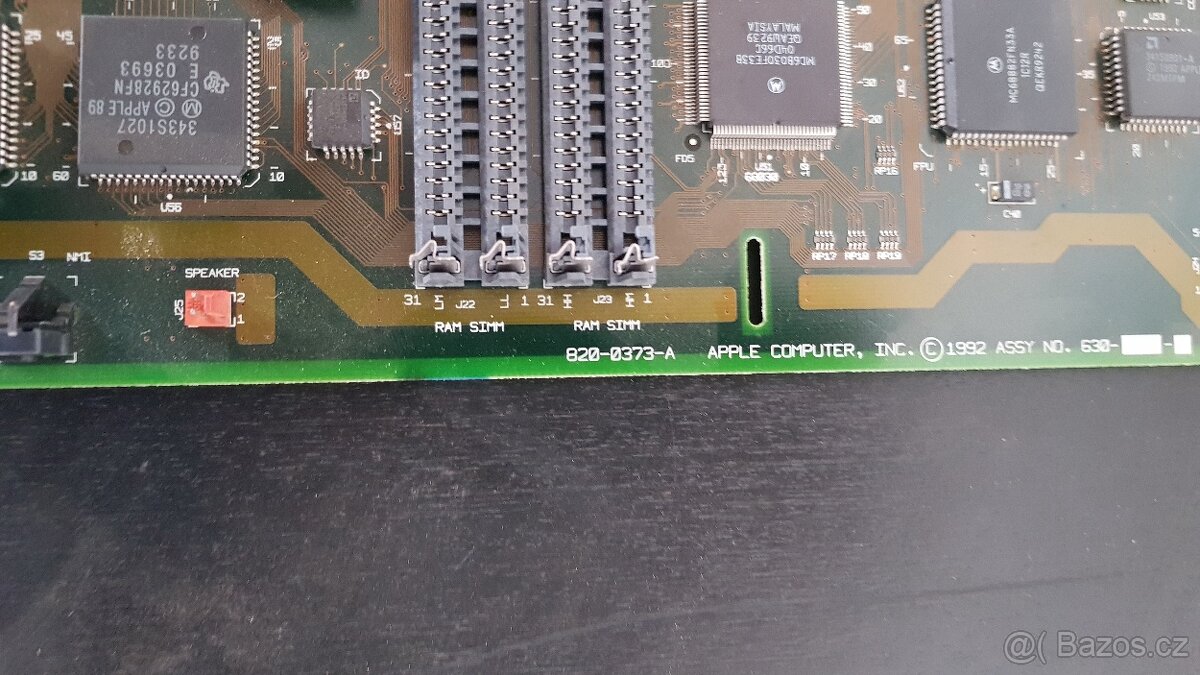Základní deska Apple + hardware - 2
