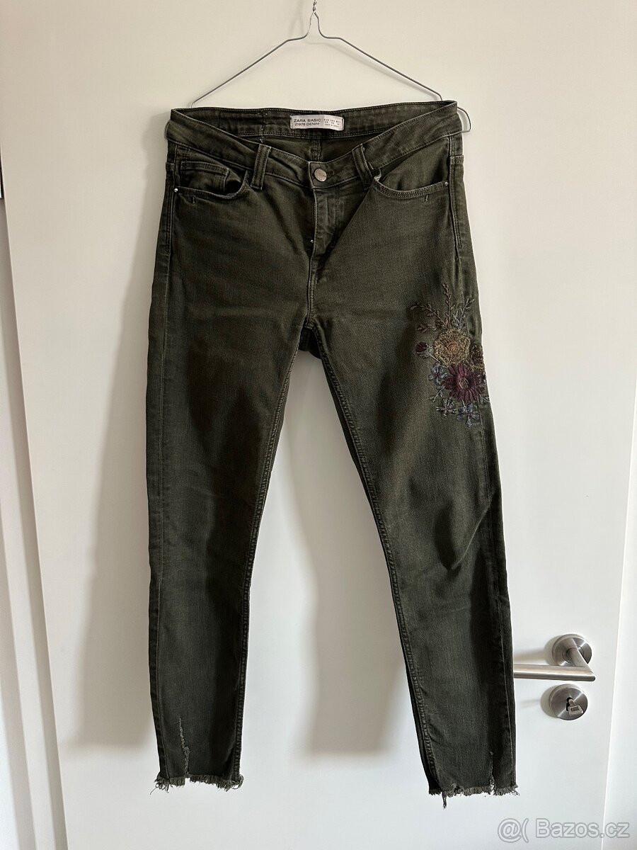 Džíny s výšivkou ZARA,vel.38 - 2