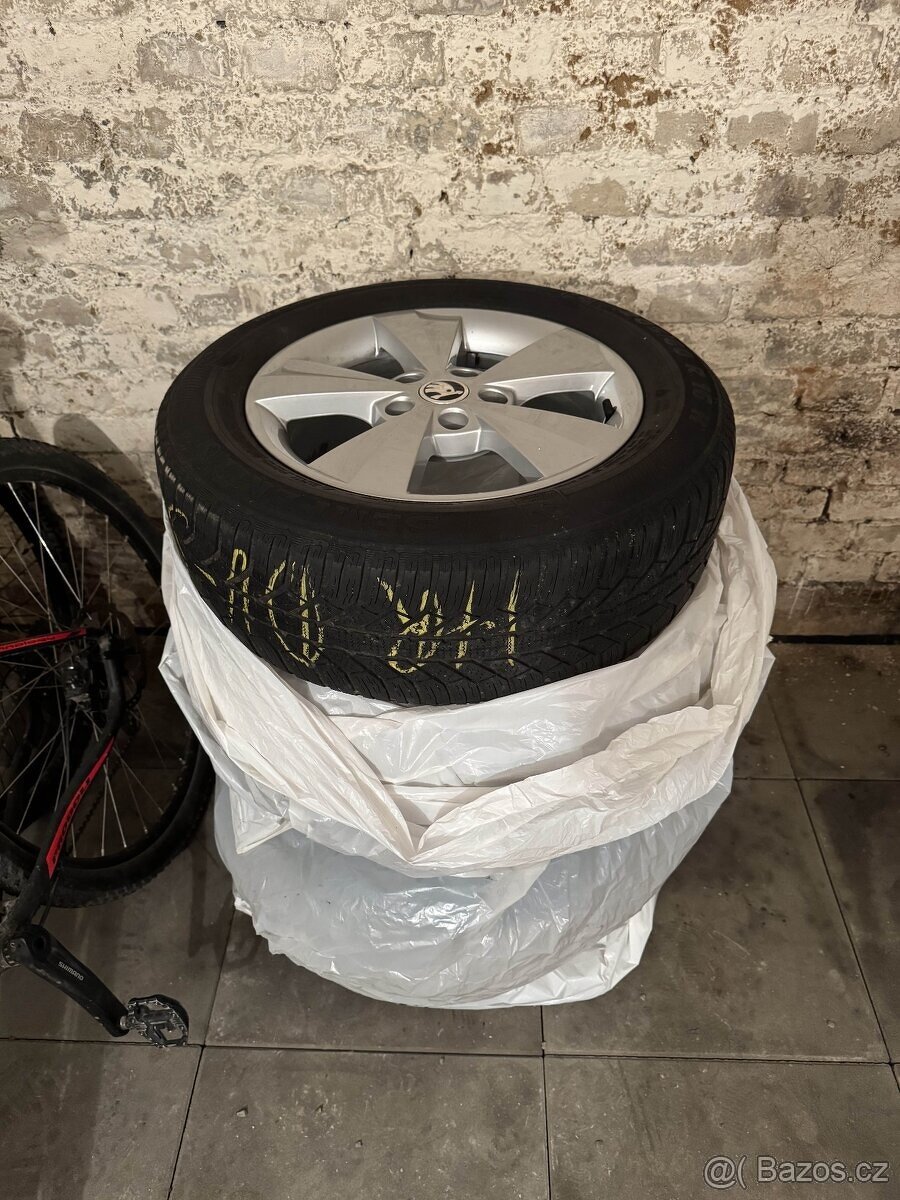 R16" ŠKODA Alu kola Velorum + Zimní pneu SEMPERIT - 2