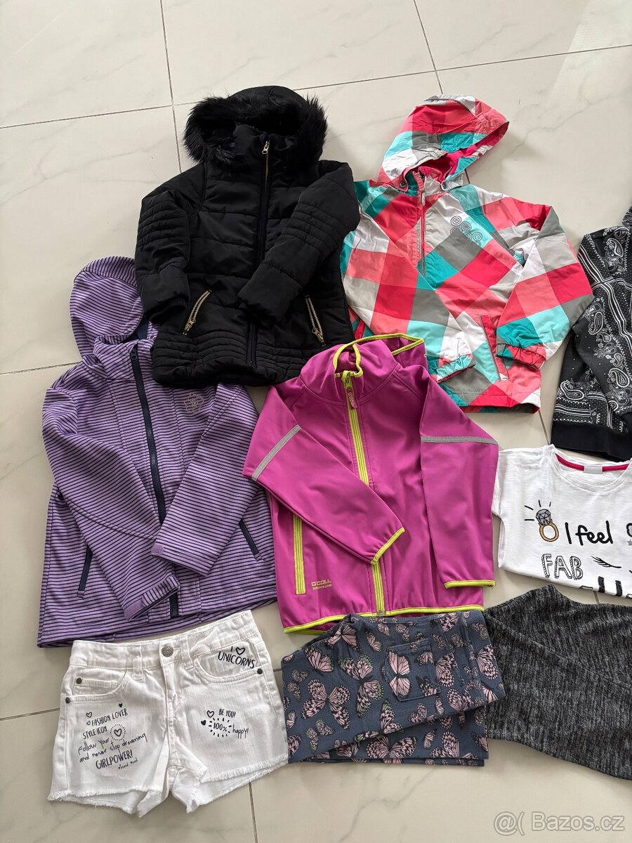 Komplet dívčího oblečení 6 - 8 let - 2