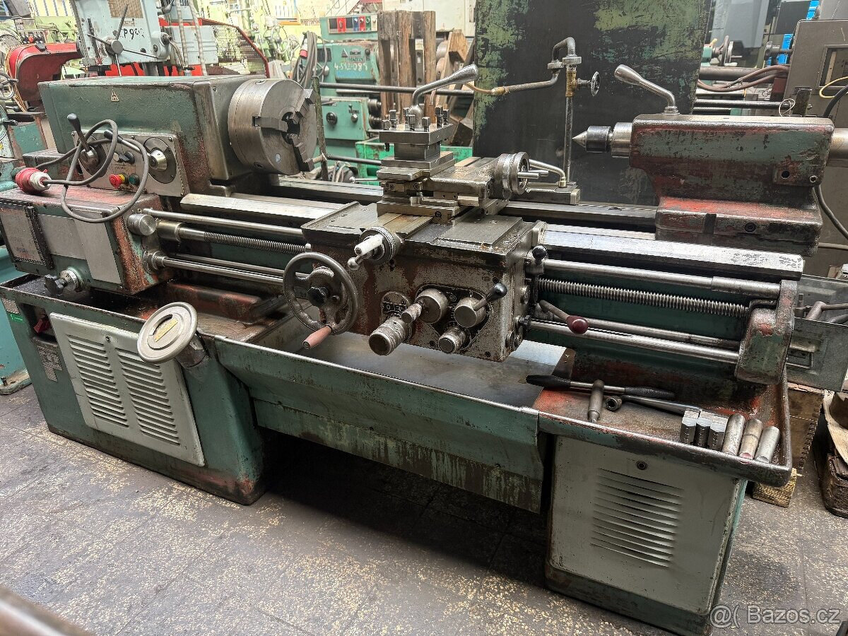 Univerzální soustruh SV18RA/750 - 2