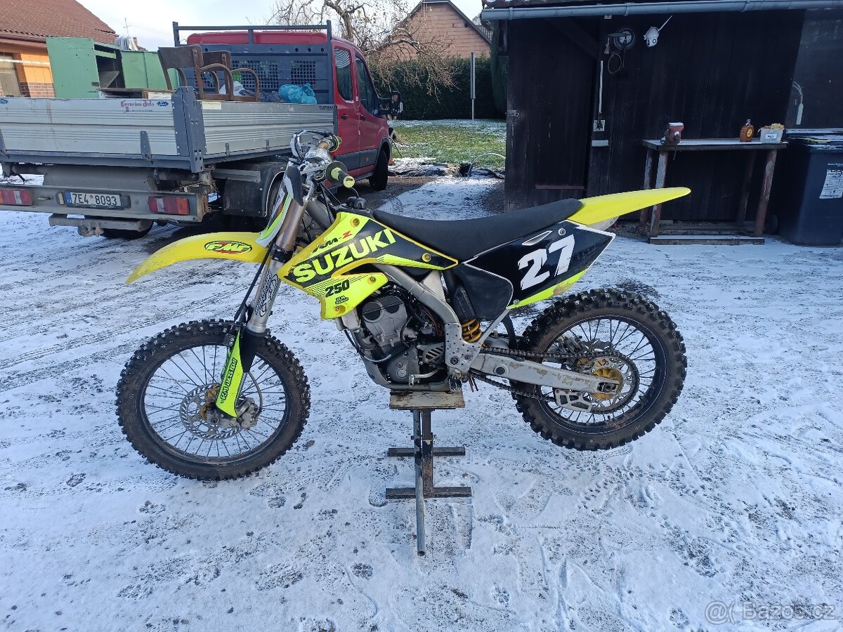 Suzuki rmz 250 2006 - 2