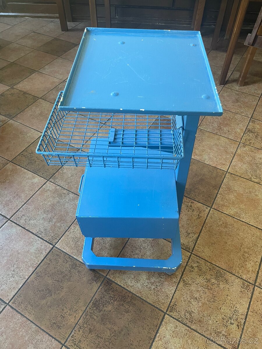 Stolek vozík stojan regál - 2