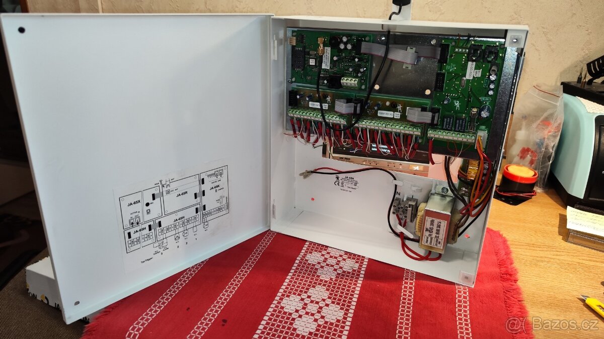 ALARM JABLOTRON JA-65K s GSM modulem - 2