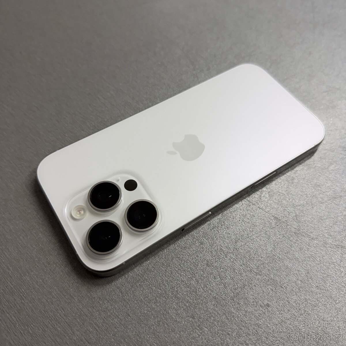 iPhone 16 Pro 256GB bílý, pěkný stav, 12 měsíců záruka - 2