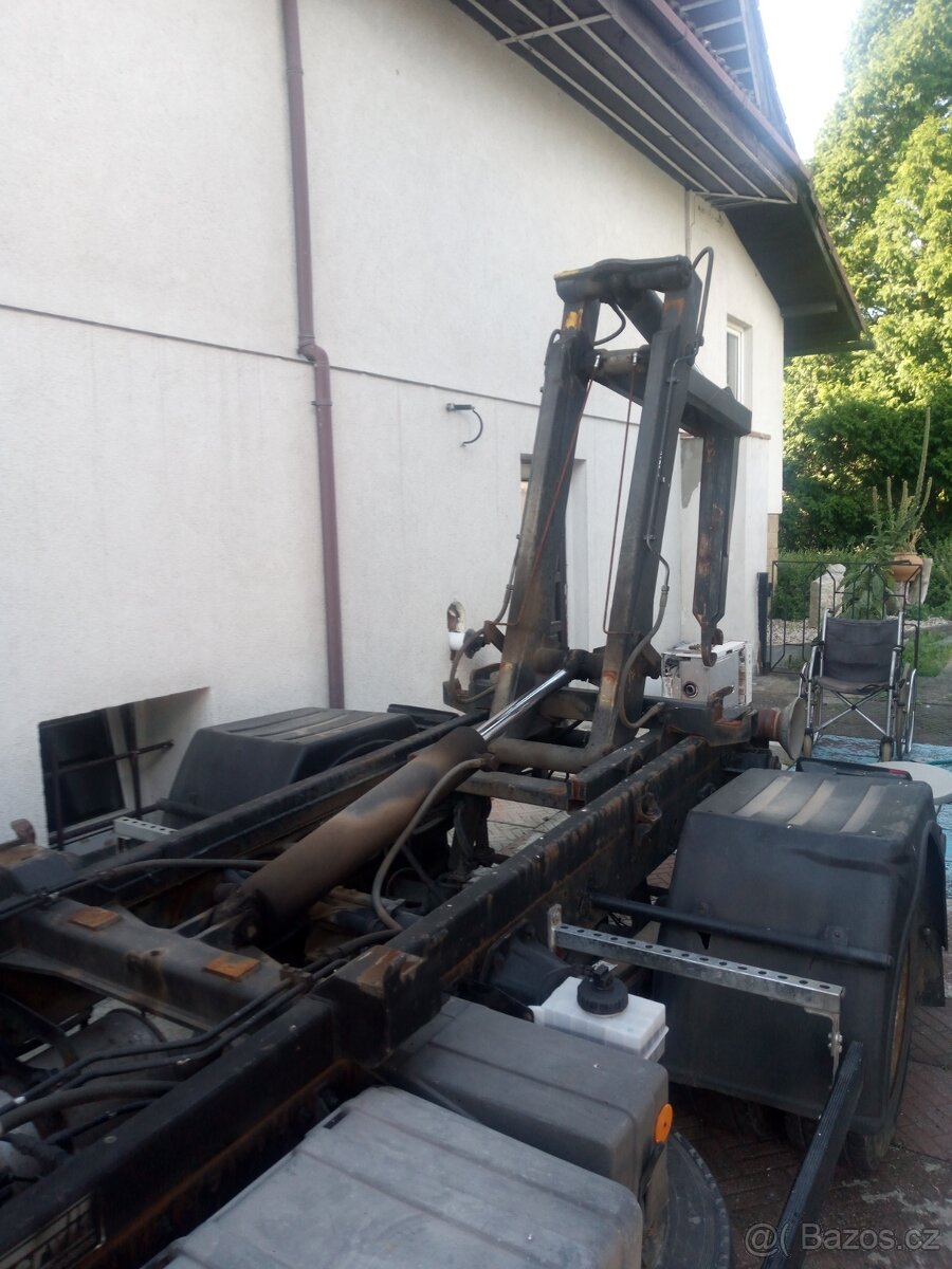 Prodám Iveco eurocargo,hákový nosič kontaj. - 2