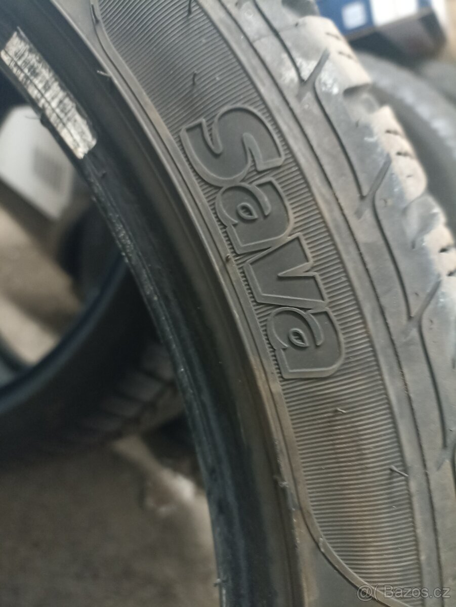 Zimní pneumatiky 225 40 r18 - 2