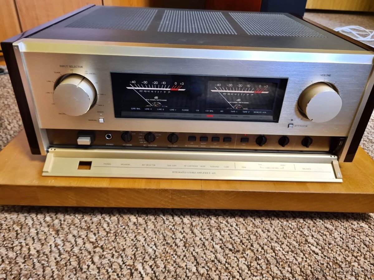 Accuphase E-405 - 2