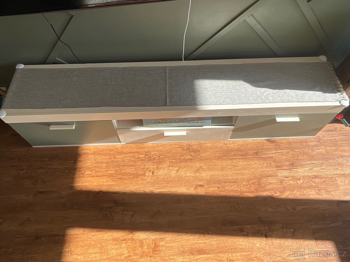 TV stolek dlouhy 210cm - 2