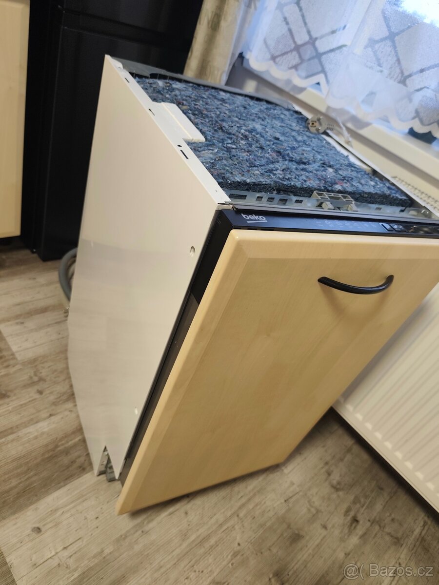 Vestavná myčka beko 45 cm - 2