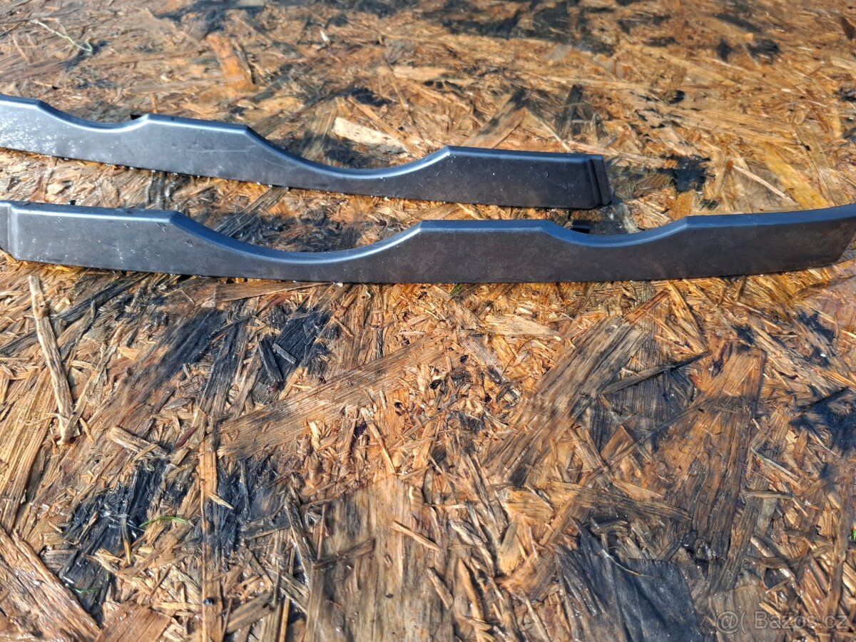 levá a pravá lišta pod světlo, podoblast bmw x5 e53 - 2