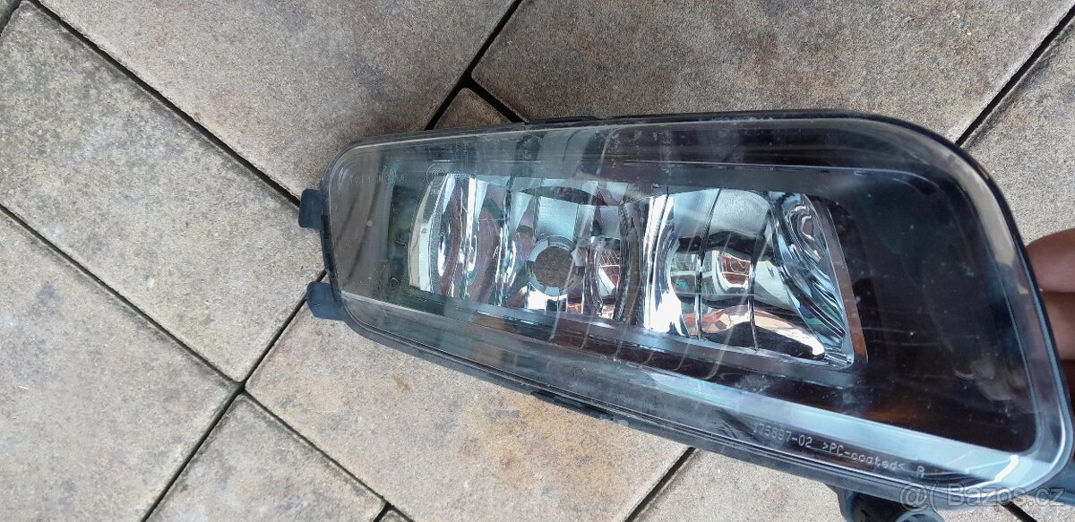 Prodám VW Sharan mlhovka pravá 175897-02 - 2