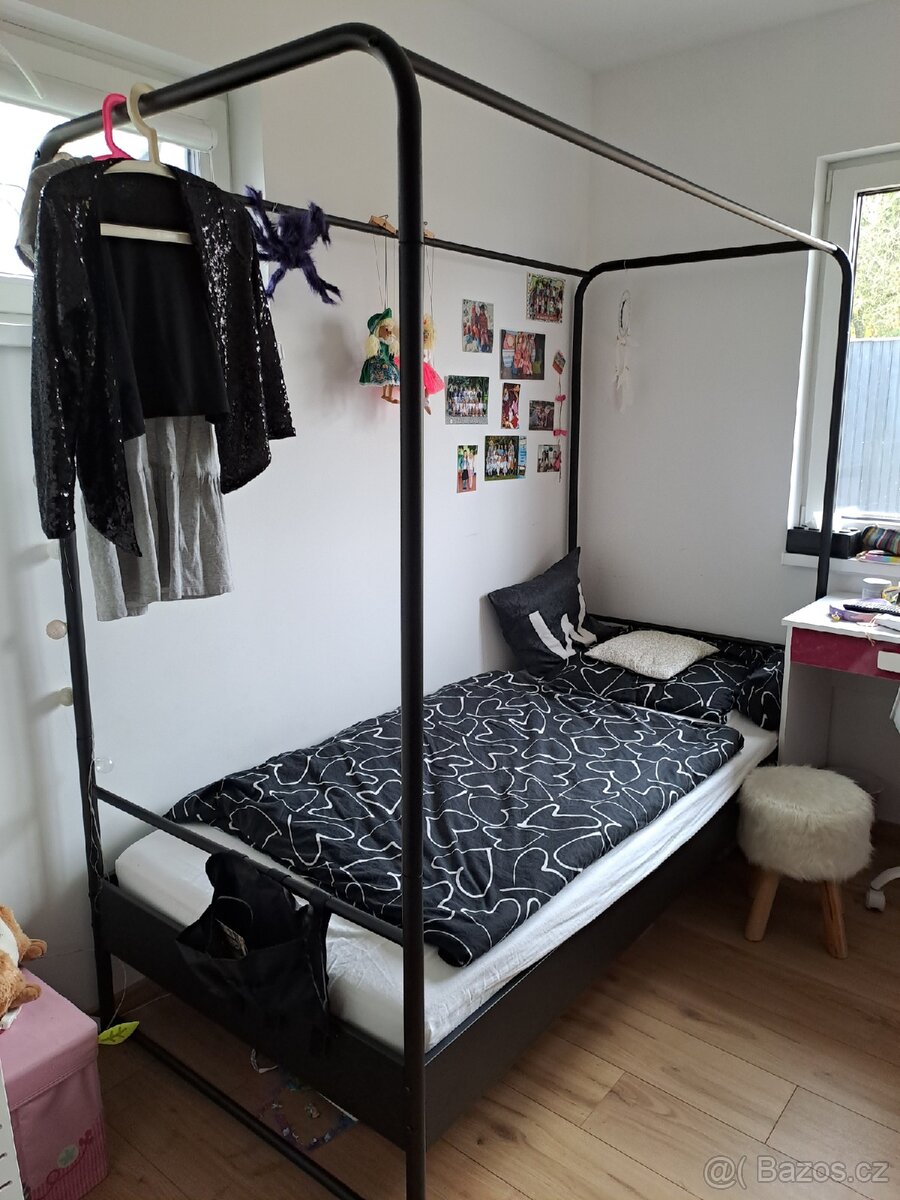 Detska kovova postel s nebesy cerna - 2