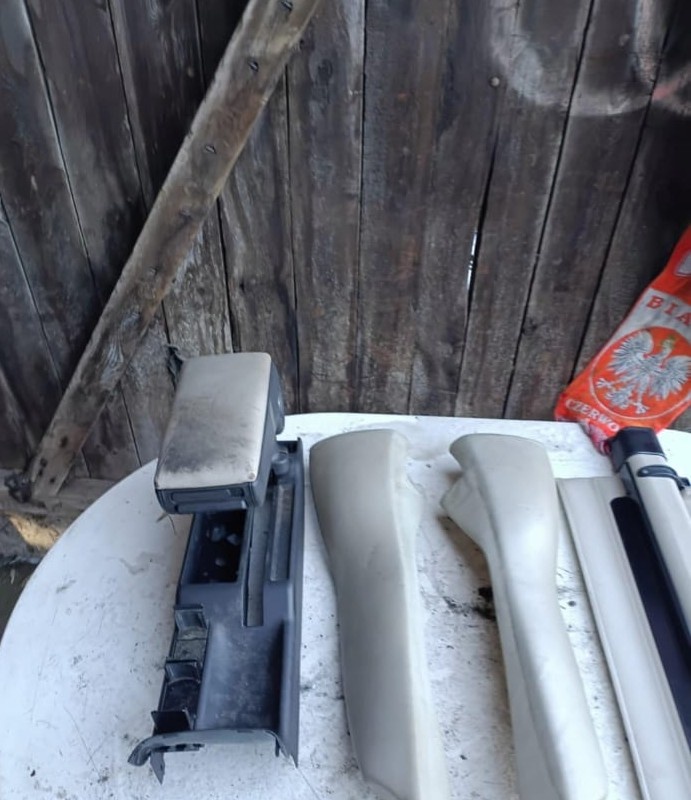 Interiér audi a4 b5 - 2