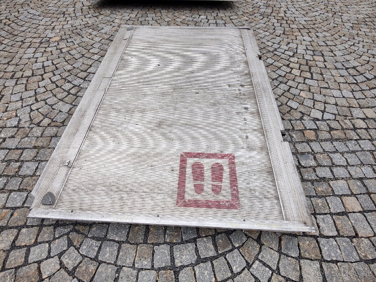 Hydraulické čelo Mbb 1000K - 2