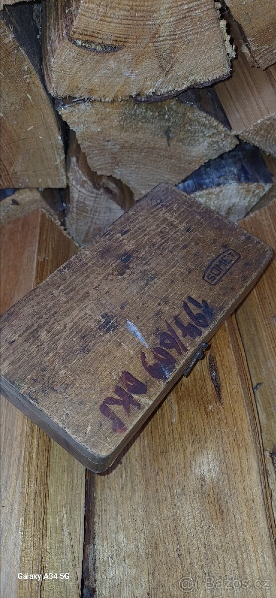 Mikrometr v dřevěné krabičce 0-25mm - 2