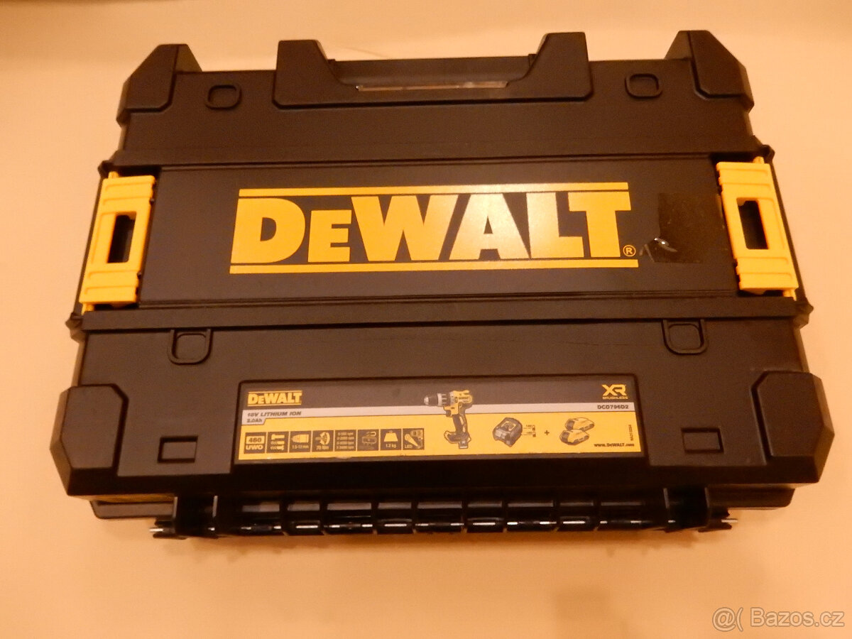 Prodám příklepovou vrtačku Dewalt dcd796d2 - 2