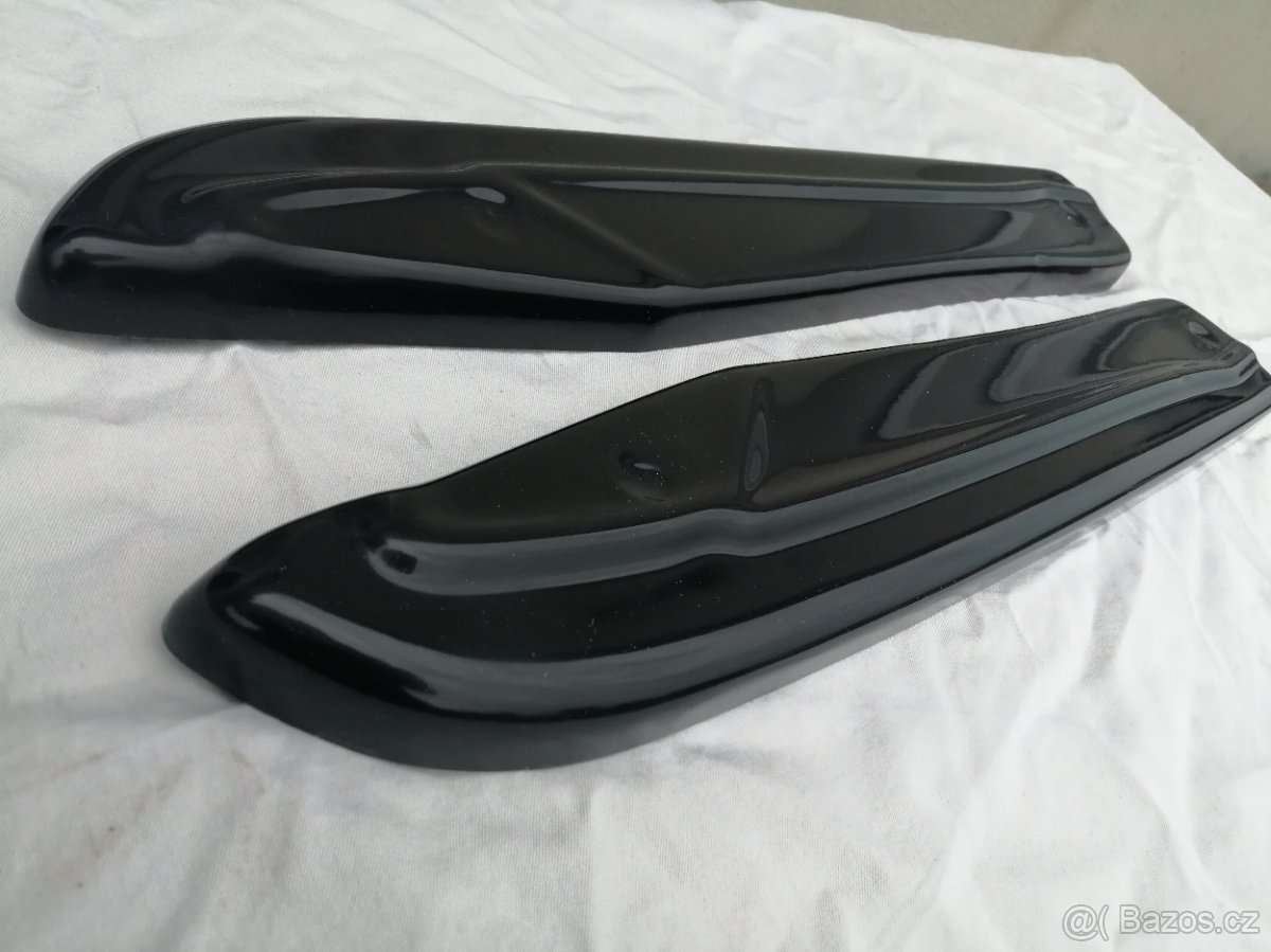 boční spoilery zadního nárazníku škoda octavia 3 - 2