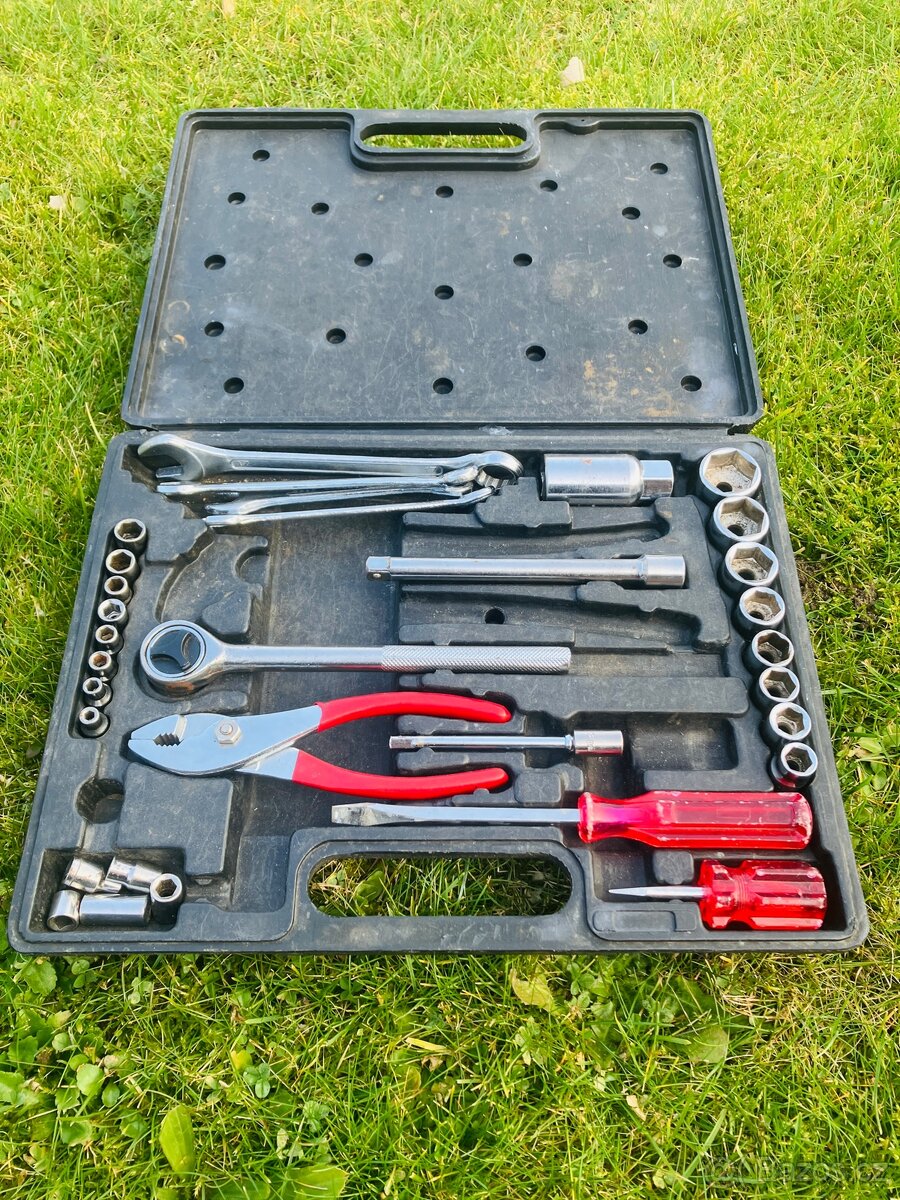 Gola - sada nařadí - 2