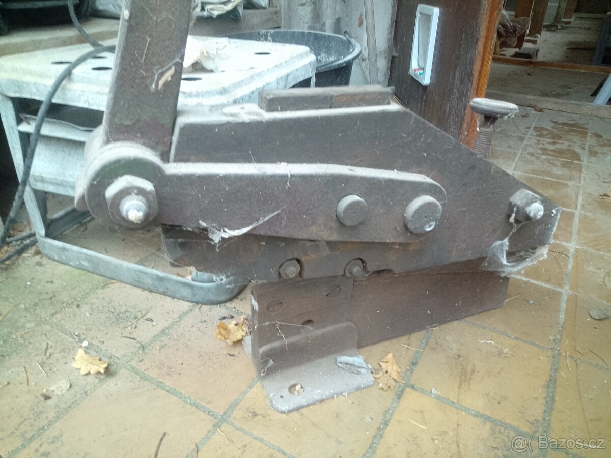 Pákové nůžky - 2