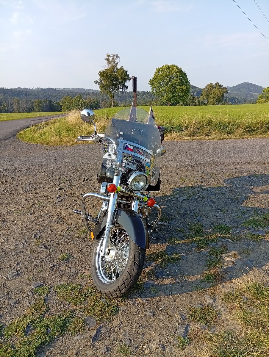 Honda VT750 shadow - 2
