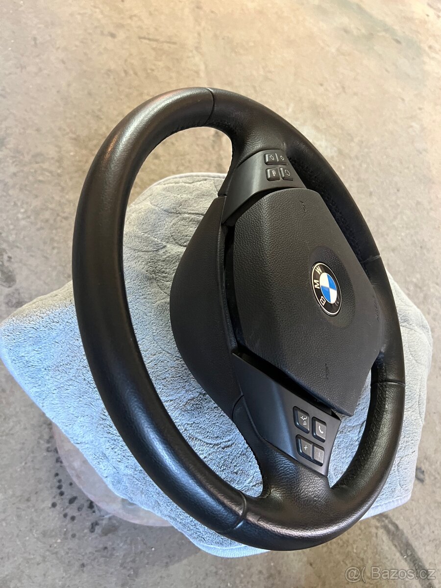 Multifunkční Volant kompletní BMW E9X - 2