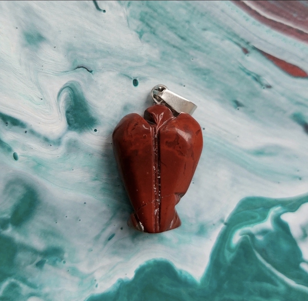 Jaspis anděl přívěsek - vel. 2 cm - 2