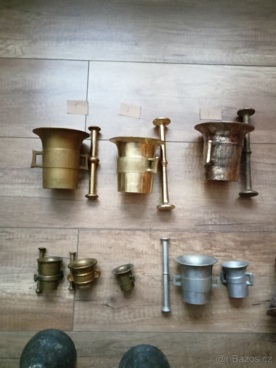 Hmoždíř,džezva,svícen,konvice,alpaka. - 2