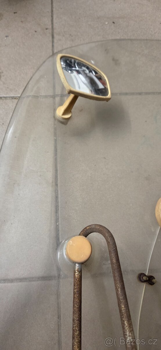 Jawa panelka, kývačka plexi štít - 2